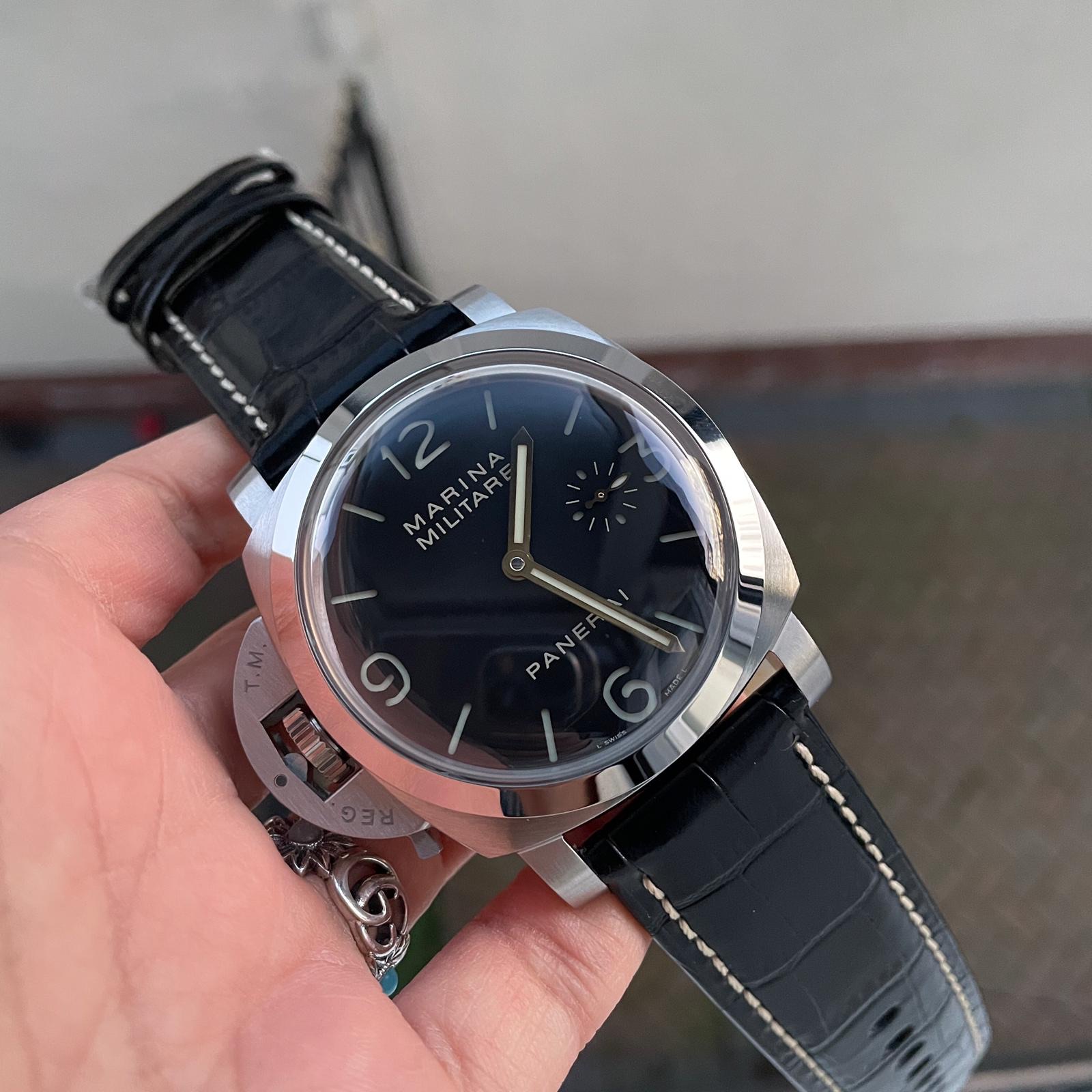 PAM217 H XF 1 1 Best Edition Superlumed Dial on Black Leather