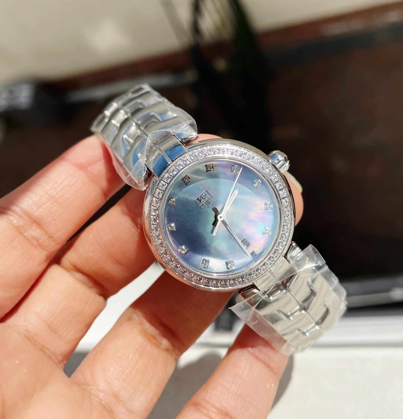 TAG LADIES BLUE DIAL DIAMOND BEZEL RONDA QUARTZ MOVEMENT SS STEEL STRAP