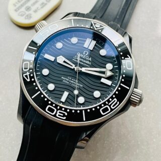 Omega diver hot sale 300m ceramic