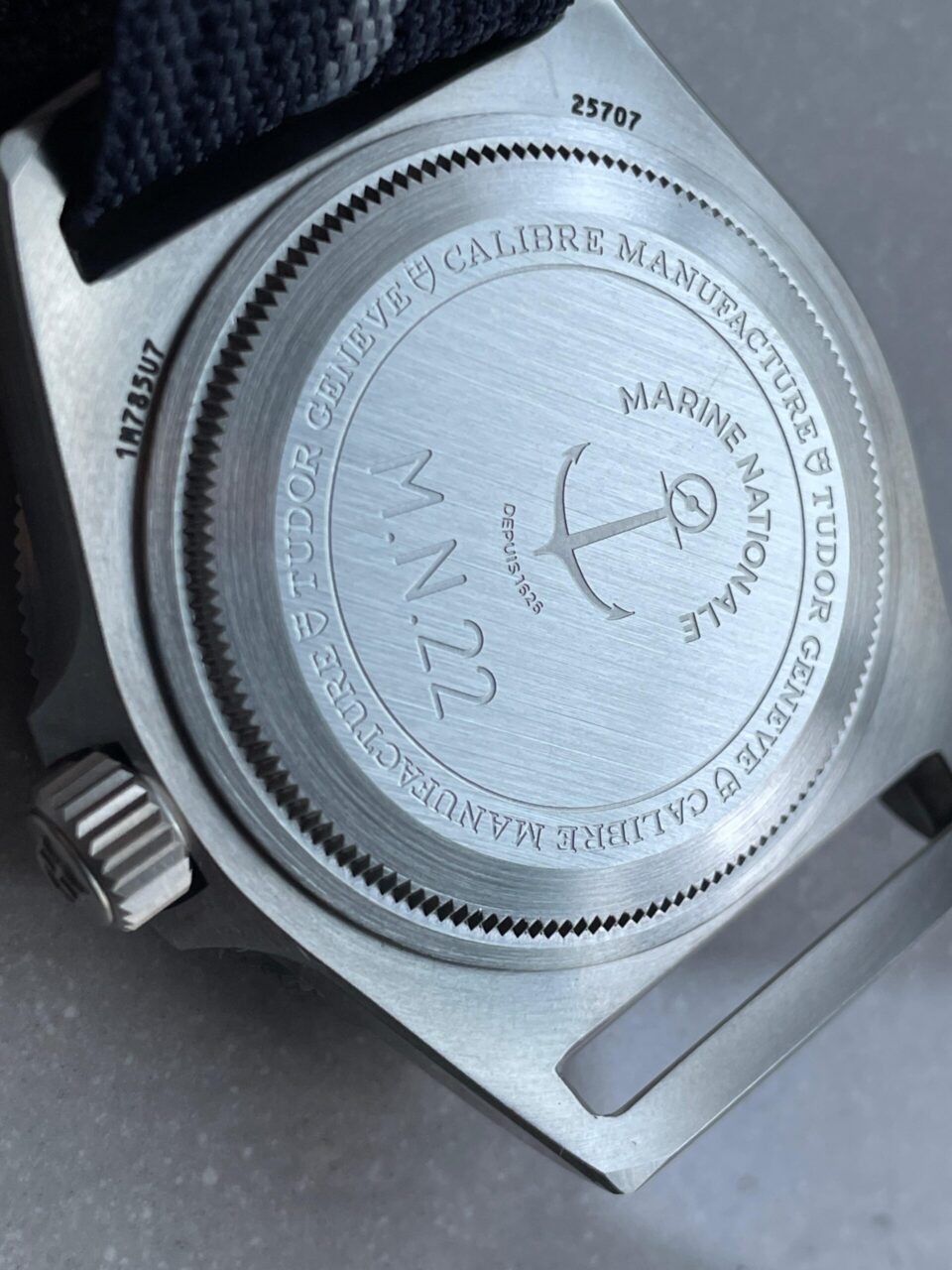 Pelagos M25707B/23-0001 Ti M+F FXD 1:1 V4 Best Edition Blue dial Blue Ceramic Bezel on Nylon Strap Miyato 8N-24 - Image 12