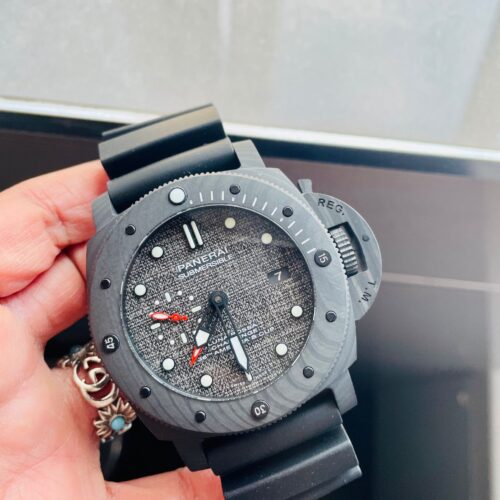 PAM Submersible 01039 Luna Rossa - 47mm 28800 Asian movement Black Strap