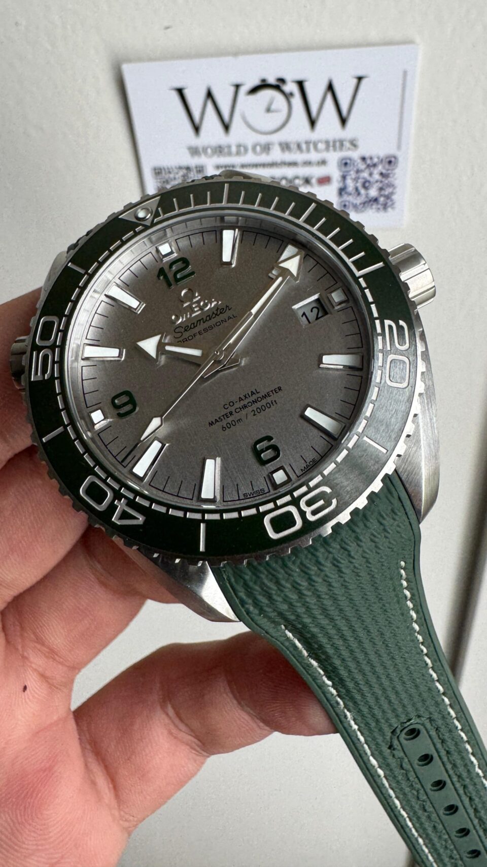 Planet Ocean 600M 43.5mm Green Ceramic Bezel SS VSF 1:1 Best Edition Silver Dial on Green Rubber Strap A8900 - Image 3