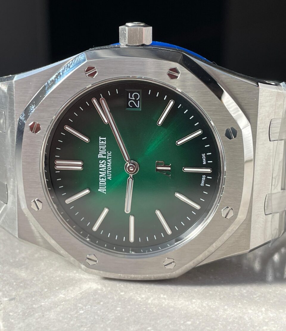 Royal Oak 39mm 16202 “50th Anniversary” SS ZF 1:1 Best Edition Green Textured Dial on SS Bracelet A7121 - Image 8
