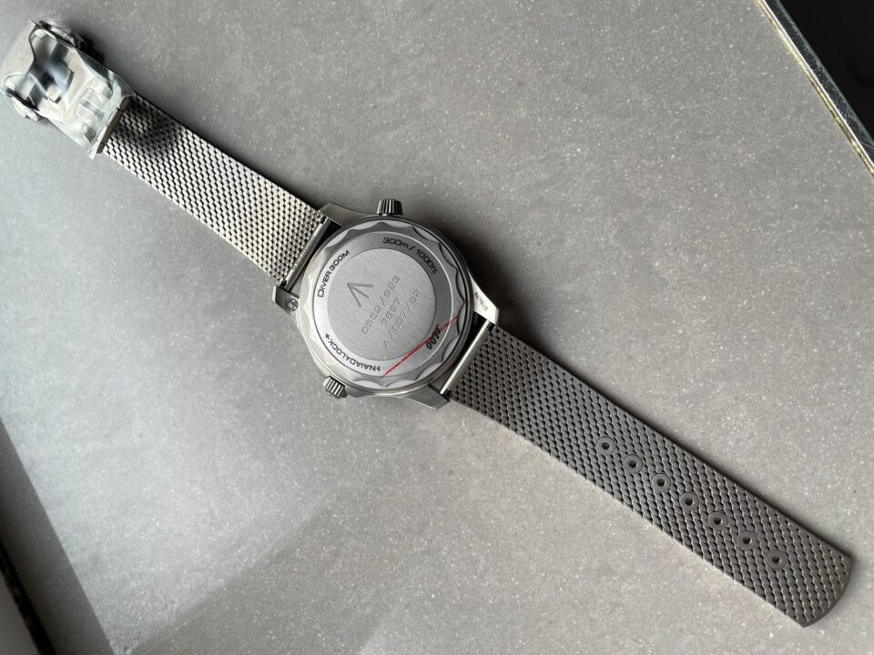 Seamaster 300 "No Time to Die" Limited Edition NTTD VSF 1:1 Best Edition on Titanium Mesh Bracelet A8806 V6 95 grams - Image 9