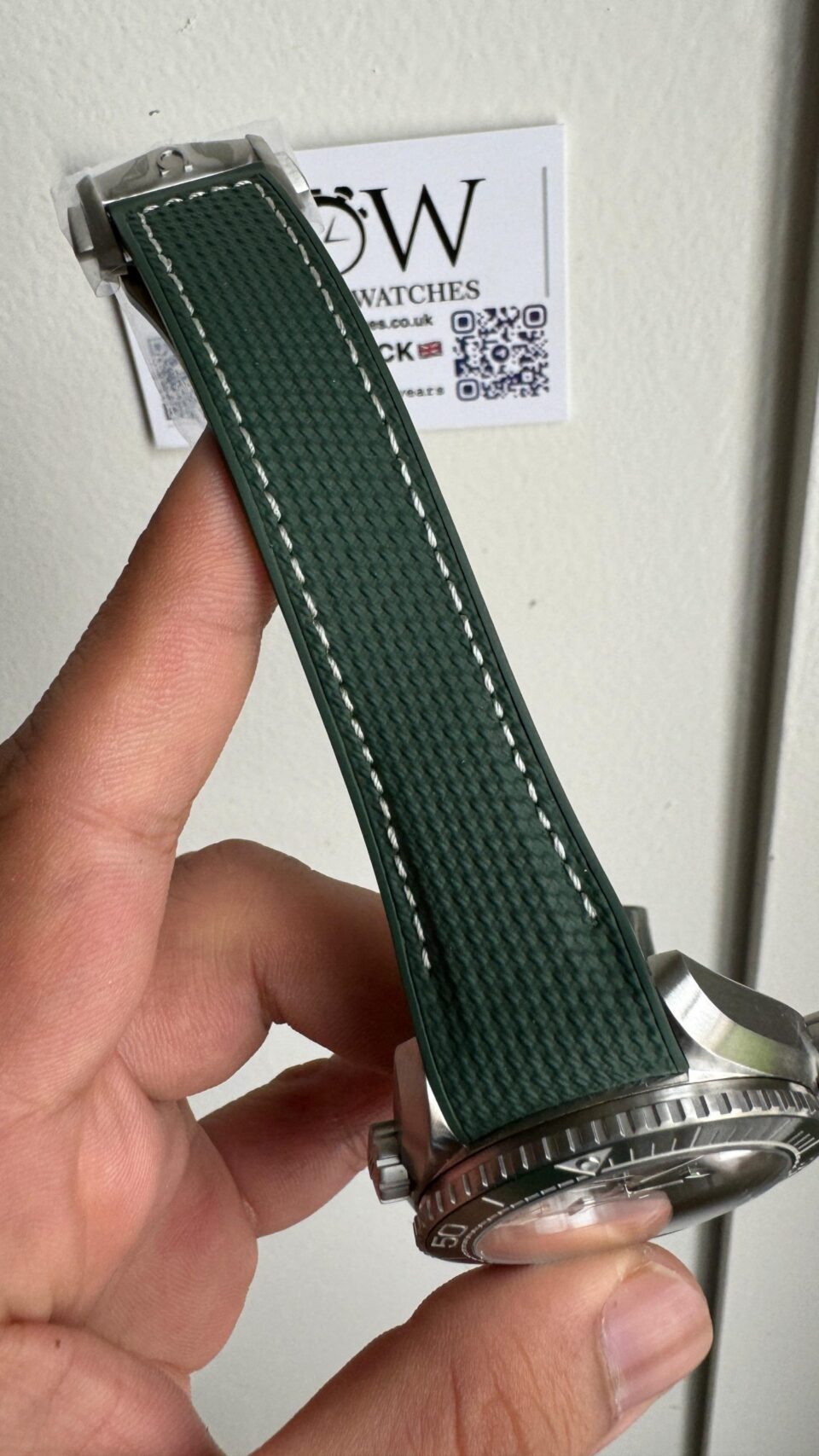 Planet Ocean 600M 43.5mm Green Ceramic Bezel SS VSF 1:1 Best Edition Silver Dial on Green Rubber Strap A8900 - Image 11