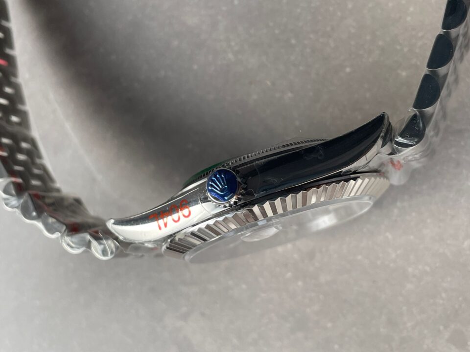 DateJust 41  SS VSF 1:1 Best Edition 904L Steel Blue Textured Dial on SS Jubilee bracelet - Image 10