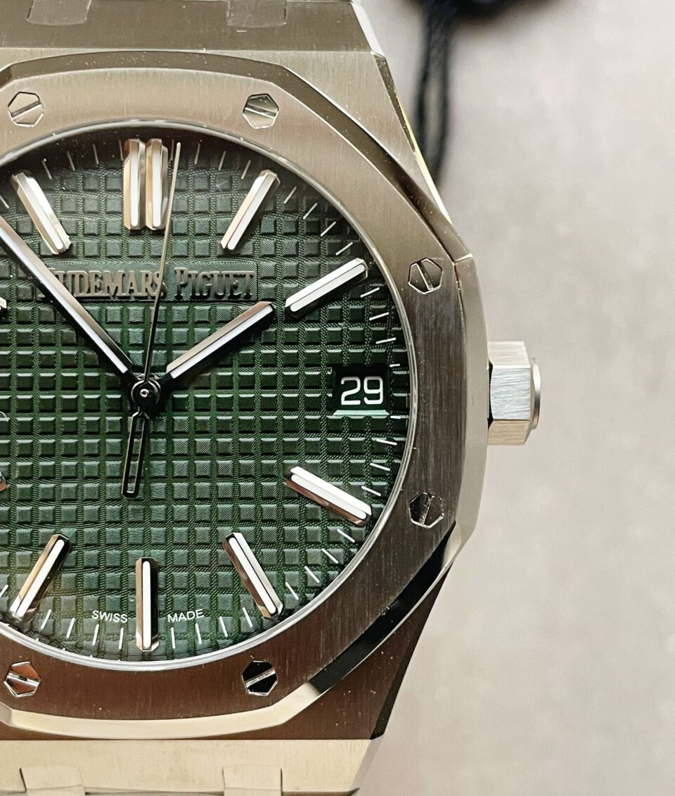 Royal Oak 41mm 15510 "50th Anniversary" SS ZF 1:1 Best Edition Green Textured Dial on SS Bracelet A4302 - Image 5