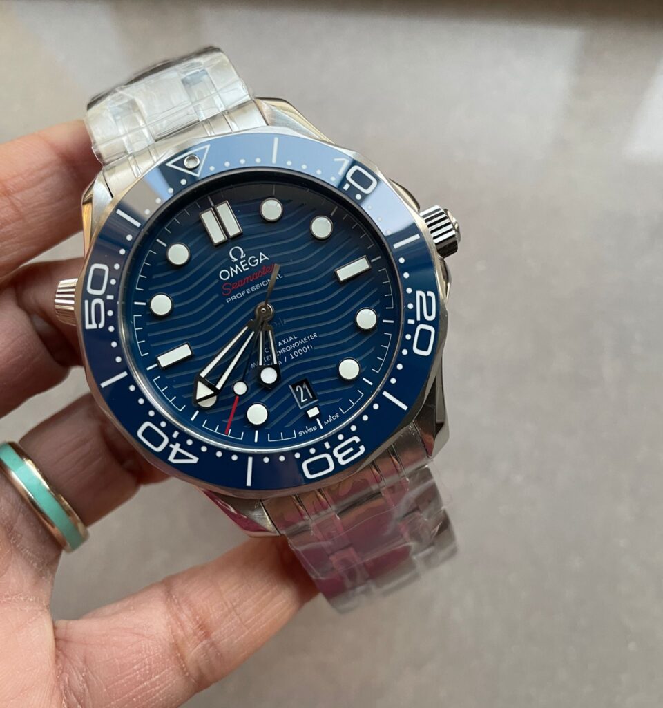 Seamaster Diver 300M VSF 1:1 Best Edition Blue Ceramic Blue Dial on SS Bracelet A8800 V2 - Image 6