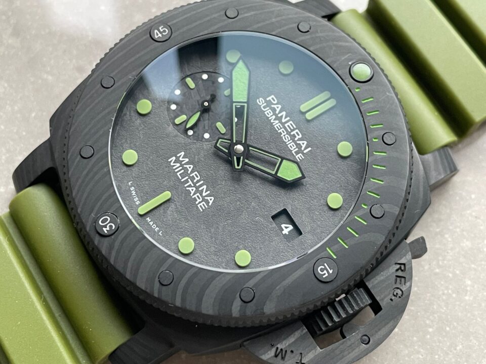 PAM961 Carbotech VSF Best Edition Carbon Dial on Green Rubber Strap P.9010 - Image 5
