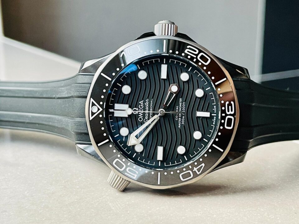 Seamaster Diver 300M 43.5mm VSF 1:1 Best Edition Ceramic Case Black Dial on Black Rubber Strap A8806 - Image 7