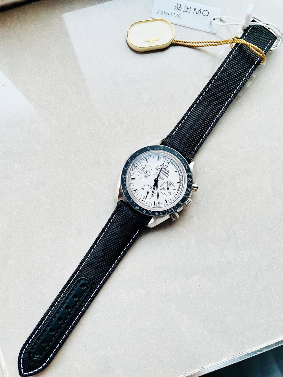 Speedmaster SS Snoopy Sapphire Crystal White Dial on Black Nylon Strap Manual Winding Chrono Movement - Image 7