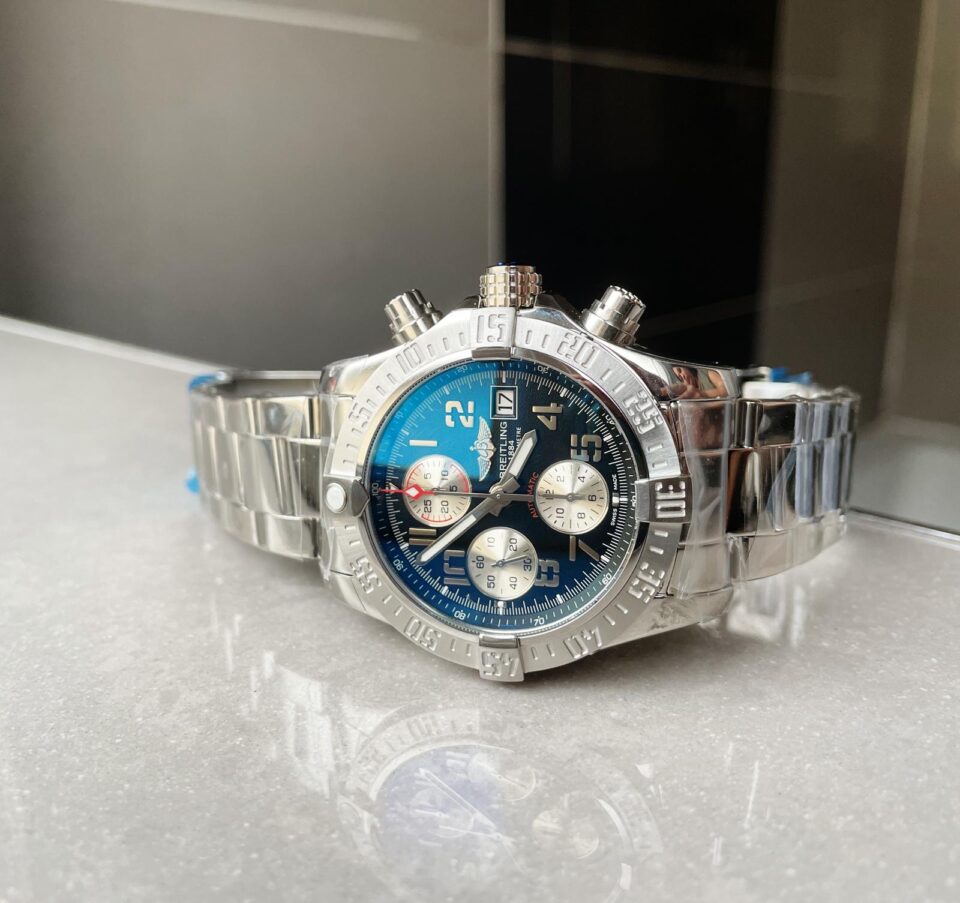 Avenger II Chronograph 43mm SS GF 1:1 Best Edition Gray/White Dial on SS Bracelet A7750 - Image 2