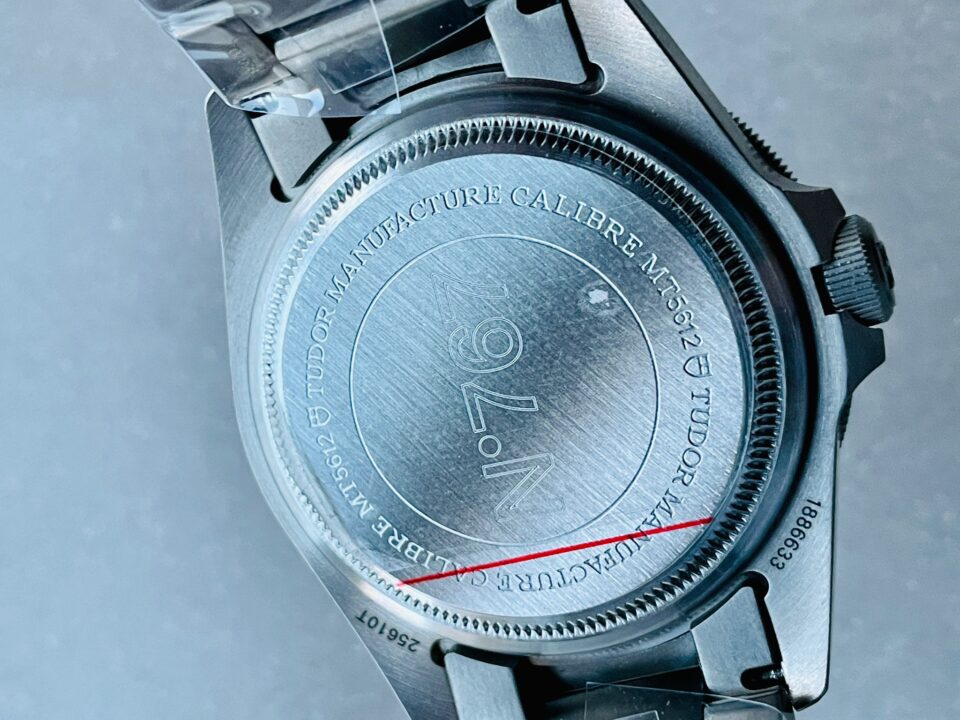 Pelagos Left Hand ZF Titanium Black Dial Swiss 2824 - Image 9