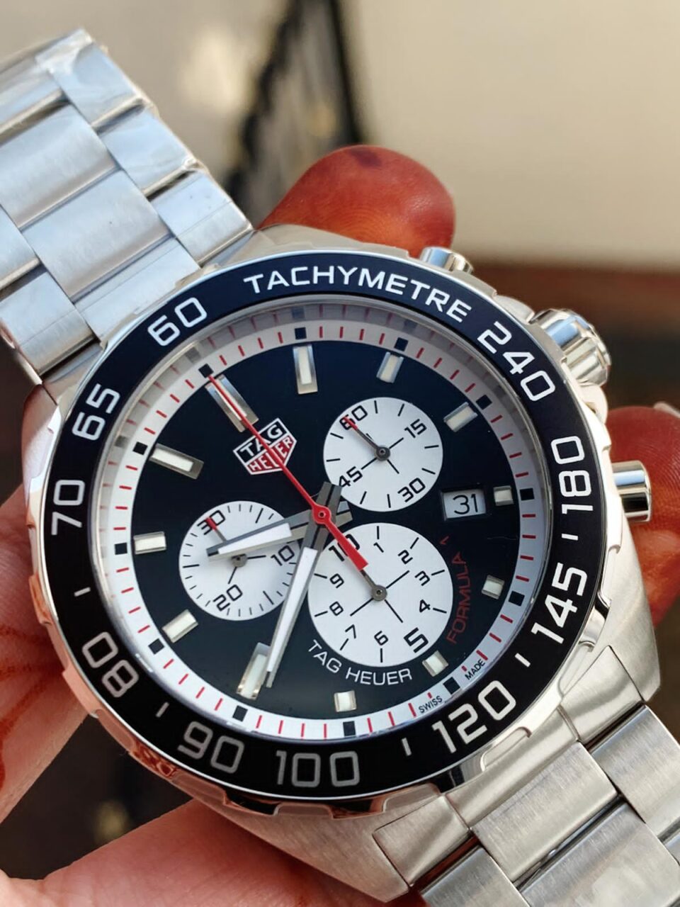TAG HEUER FORMULA 1 SERIES BLACK AND WHITE DIAL - Image 3