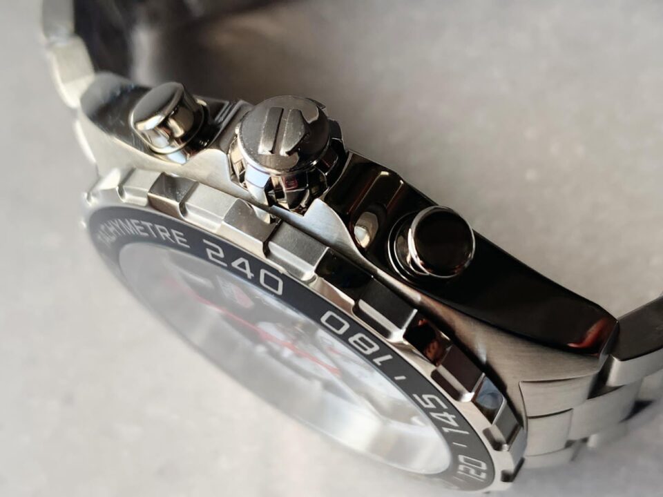 TAG HEUER FORMULA 1 SERIES BLACK AND WHITE DIAL - Image 5