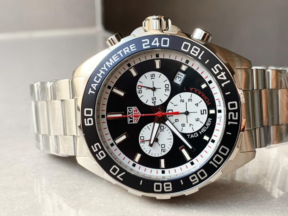 TAG HEUER FORMULA 1 SERIES BLACK AND WHITE DIAL - Image 2