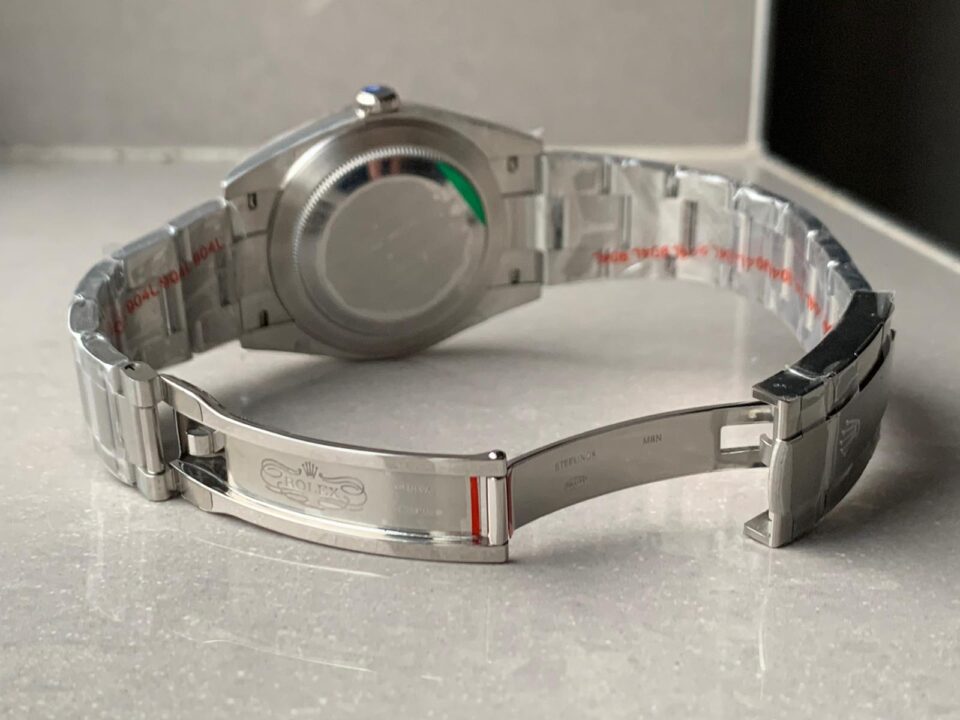 OYSTER PERPETUAL EW FACTORY CORAL RED DIAL 41MM Asian 3230 automatic movement - Image 9