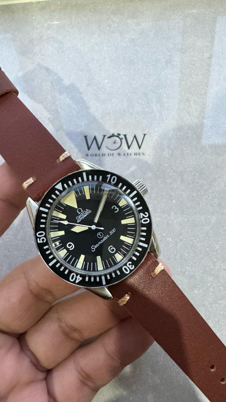 Omega Vintage Seamaster 300 Military Date Automatic Mens Watch