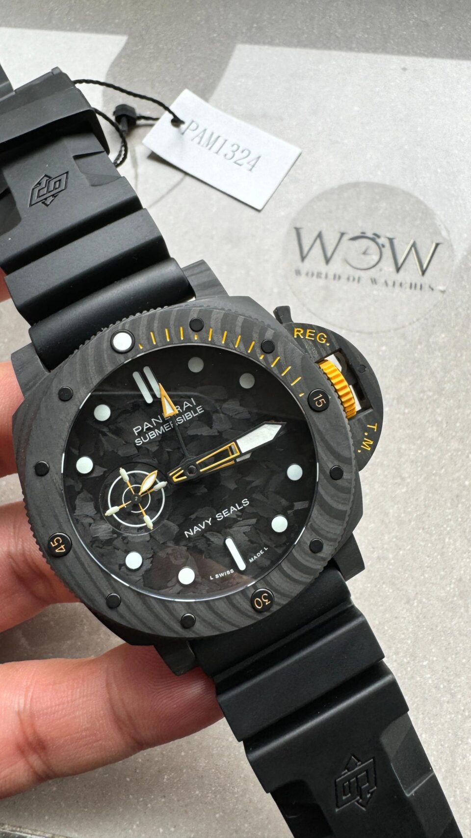 PAM1324 Y 44mm Submersible VSF 1:1 Best Edition Carbon Dial on Rubber Strap P.9011 Clone