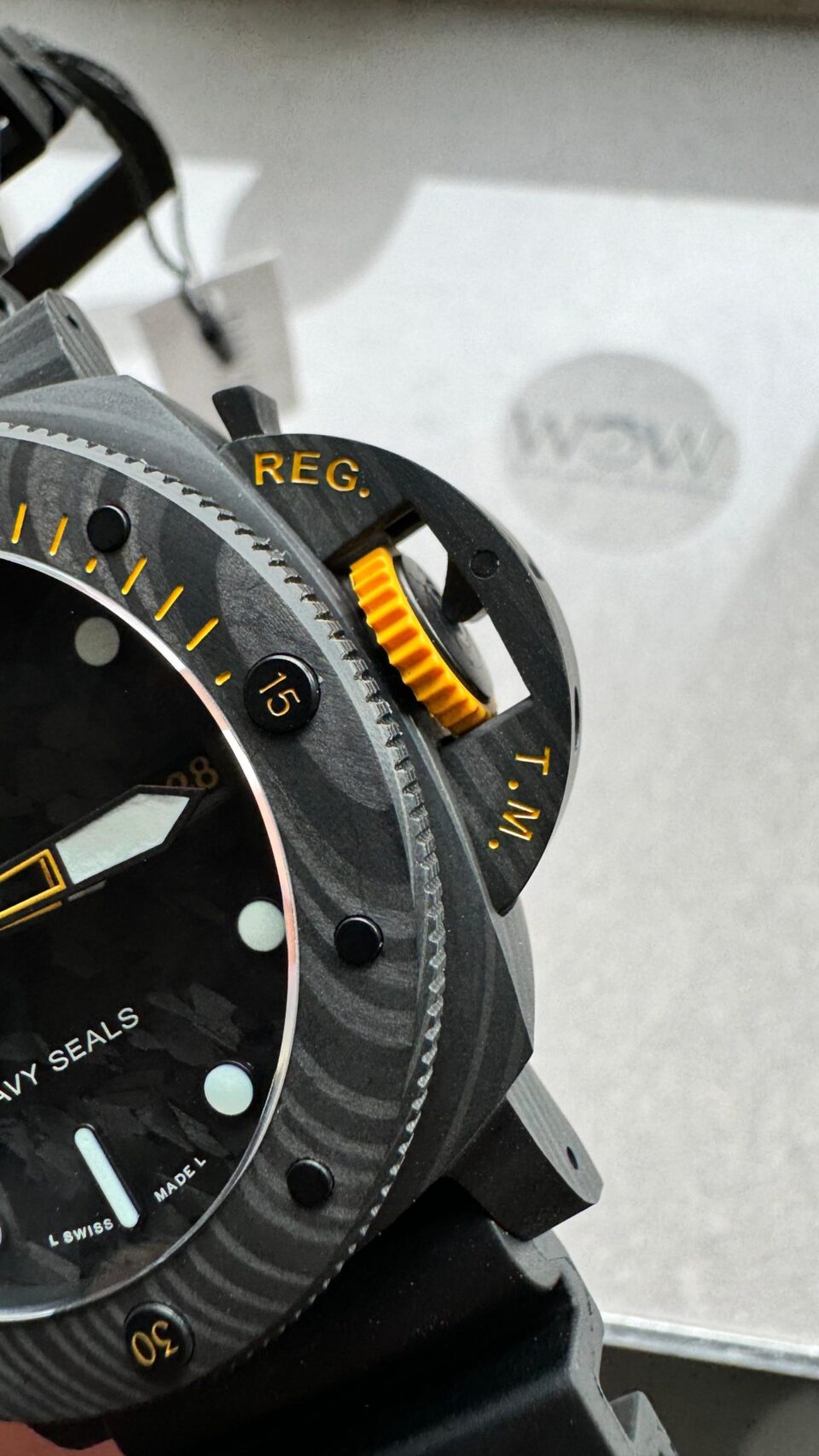 PAM1324 Y 44mm Submersible VSF 1:1 Best Edition Carbon Dial on Rubber Strap P.9011 Clone - Image 5