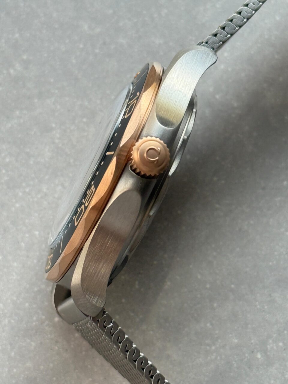 Seamaster 300M Diver Titanium/Bronze VSF 1:1 Best Edition Green Dial on Titanium Mesh Bracelet A8806 - Image 12