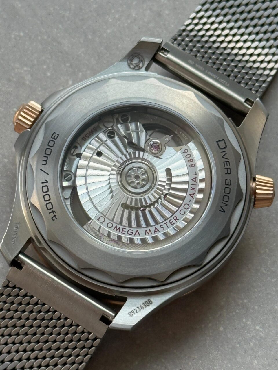 Seamaster 300M Diver Titanium/Bronze VSF 1:1 Best Edition Green Dial on Titanium Mesh Bracelet A8806 - Image 14
