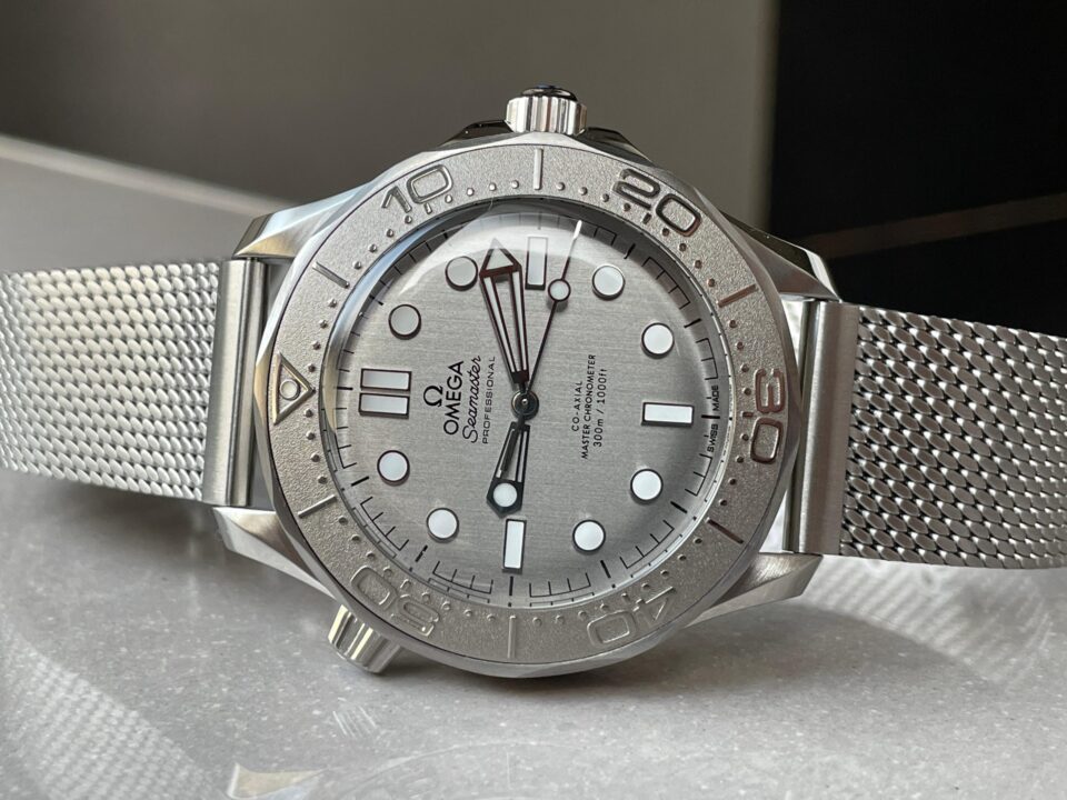 Seamaster 300M 42mm Titanium Bezel SS VSF Best Edition Gray Dial On SS Mesh Bracelet A8806 - Image 7