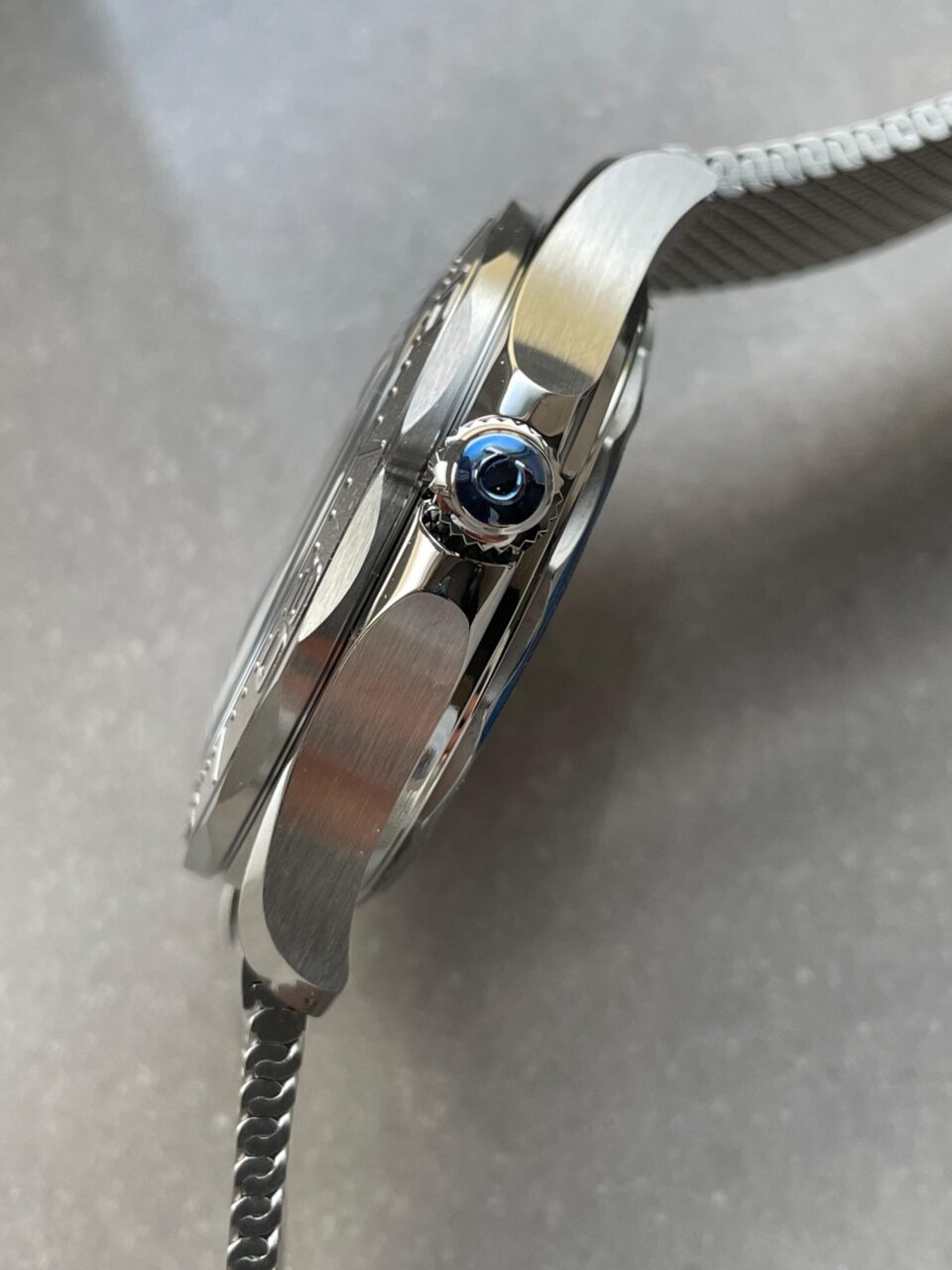 Seamaster 300M 42mm Titanium Bezel SS VSF Best Edition Gray Dial On SS Mesh Bracelet A8806 - Image 6
