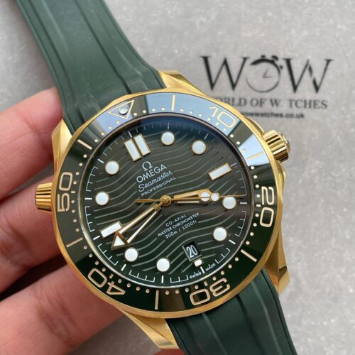 Seamaster Diver 300M VSF 1:1 Best Edition Yellow Gold  YG Green Ceramic Green Dial on Green Rubber Strap A8800 V2