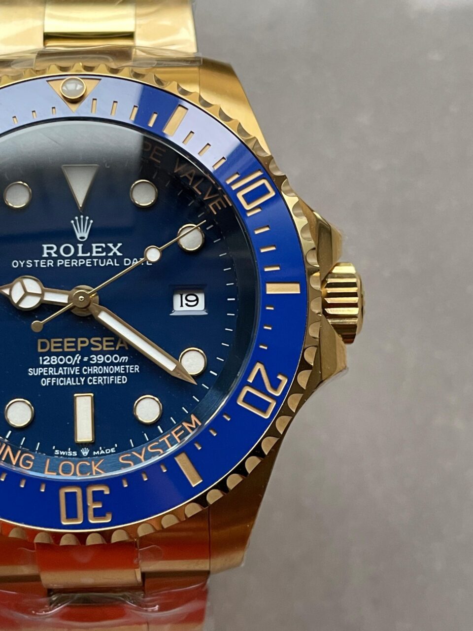 Sea-Dweller DEEPSEA 136668LB "D-BLUE" YG 3EF Best Edition Blue Dial On YG Oyster Bracelet VR3235 - Image 6