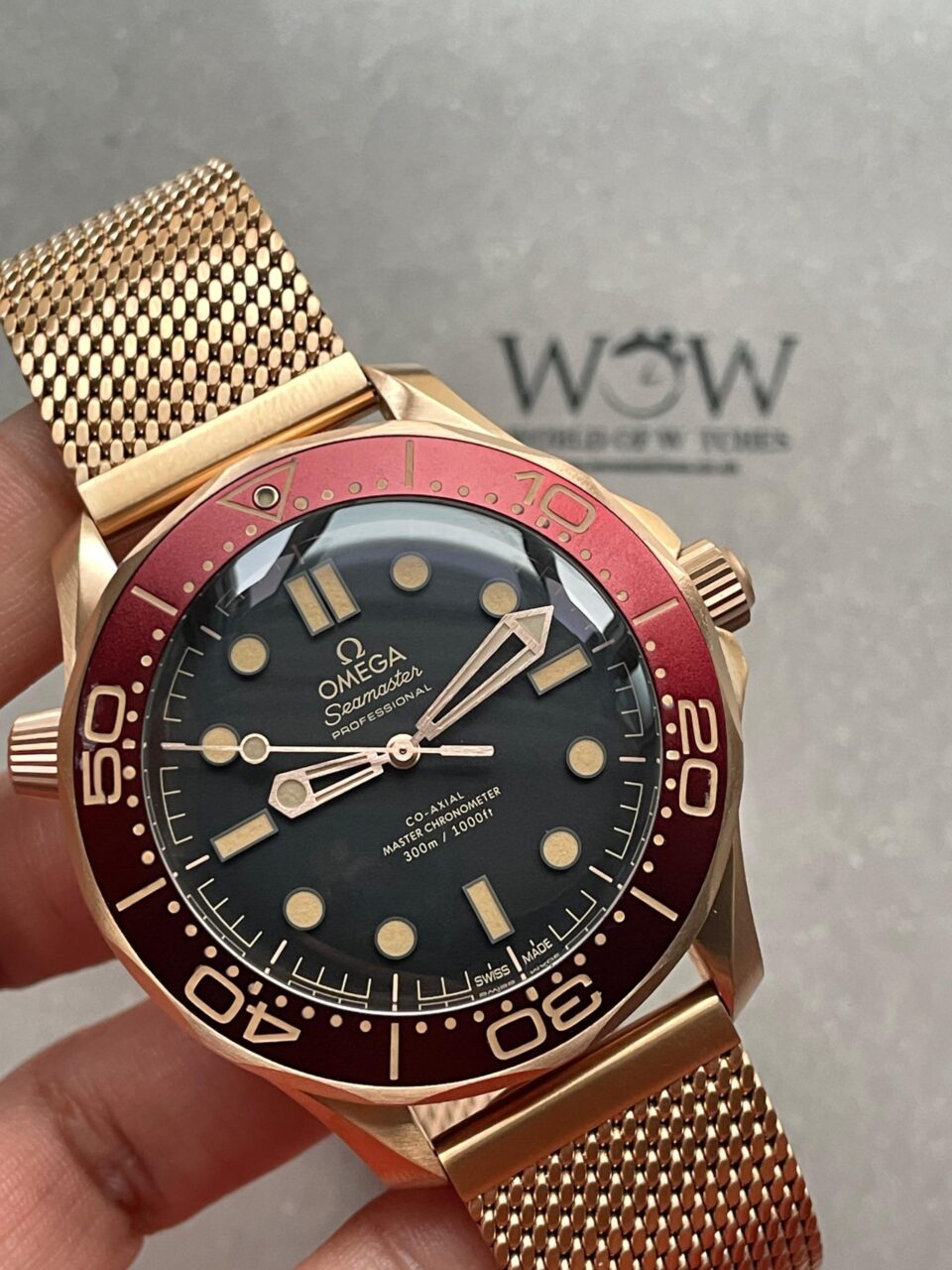 Seamaster 300M Diver Rose Gold VSF 1:1 Best Edition Black Dial on Mesh Bracelet A8806 - Image 5
