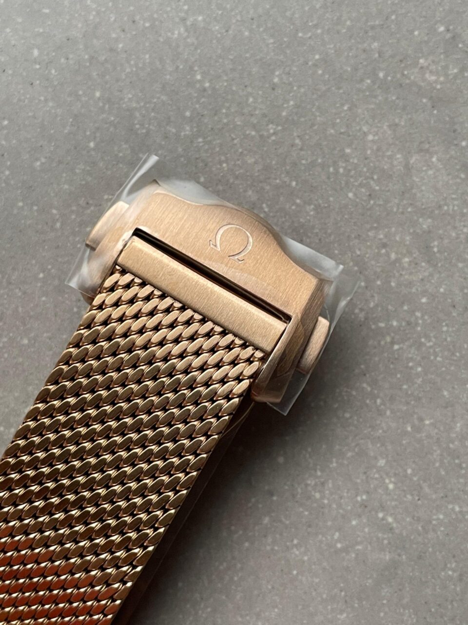 Seamaster 300M Diver Rose Gold VSF 1:1 Best Edition Black Dial on Mesh Bracelet A8806 - Image 13