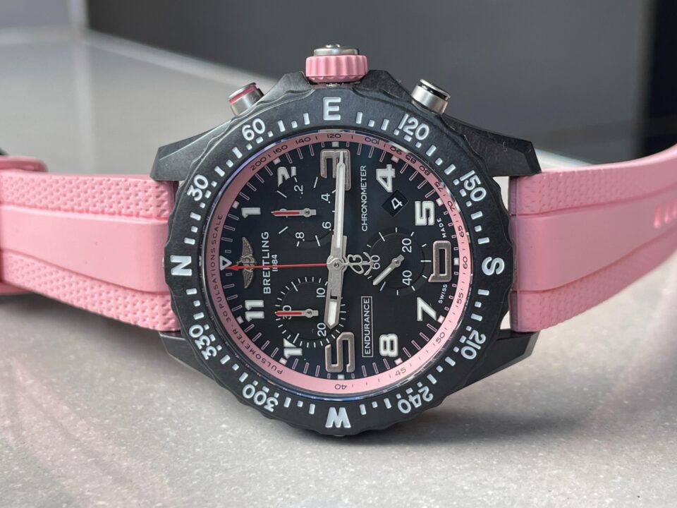 Endurance pro OGF 44mm Black dial Pink Rubber Strap quartz movement - Image 7