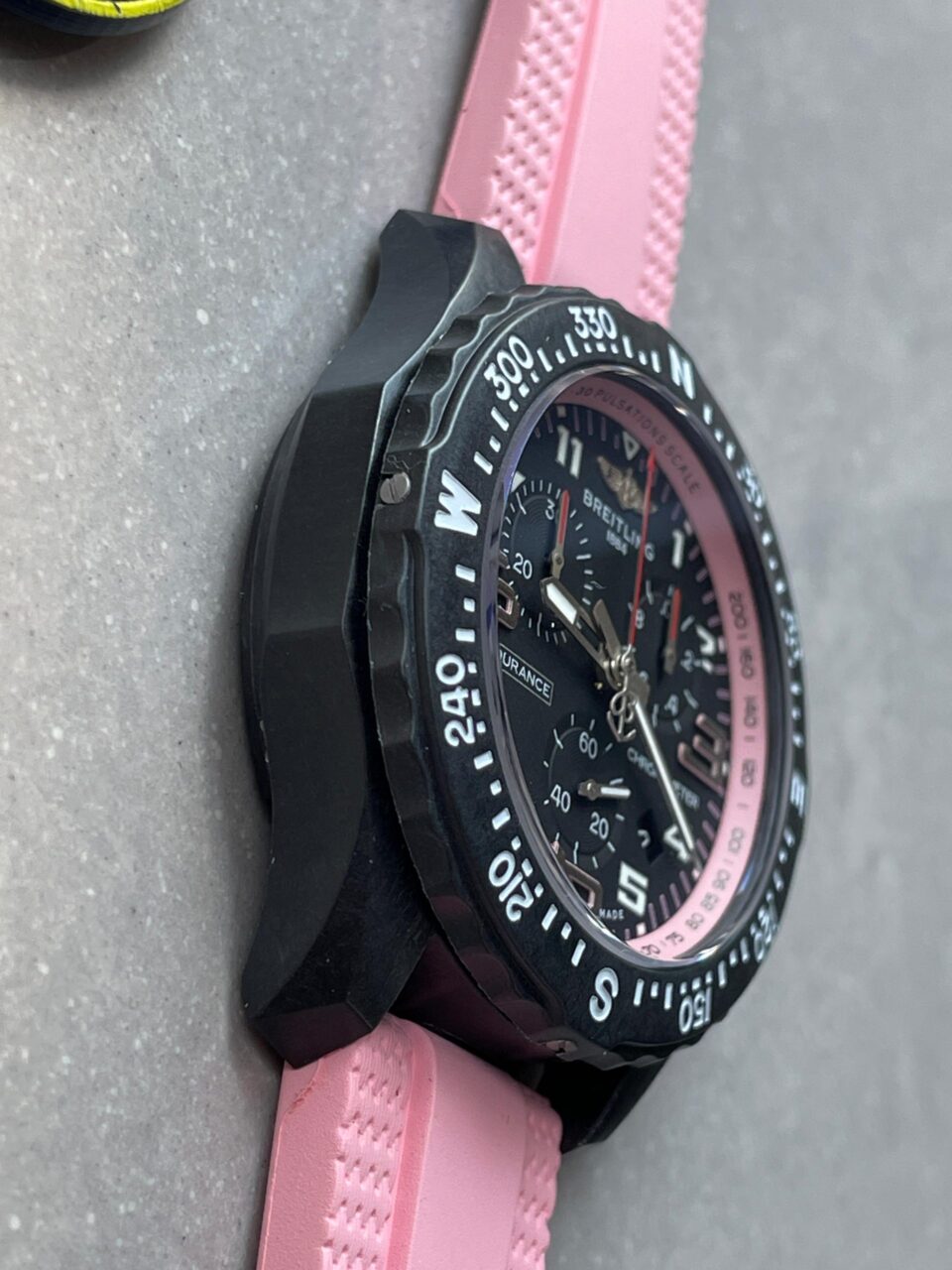 Endurance pro OGF 44mm Black dial Pink Rubber Strap quartz movement - Image 11