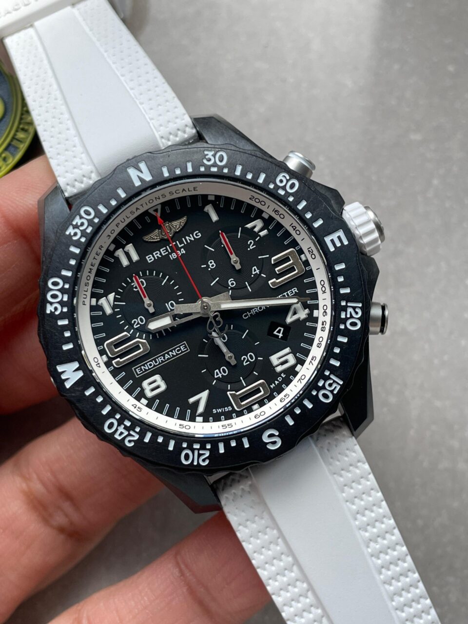 Endurance pro OGF 44mm Black dial White Rubber Strap quartz movement - Image 2