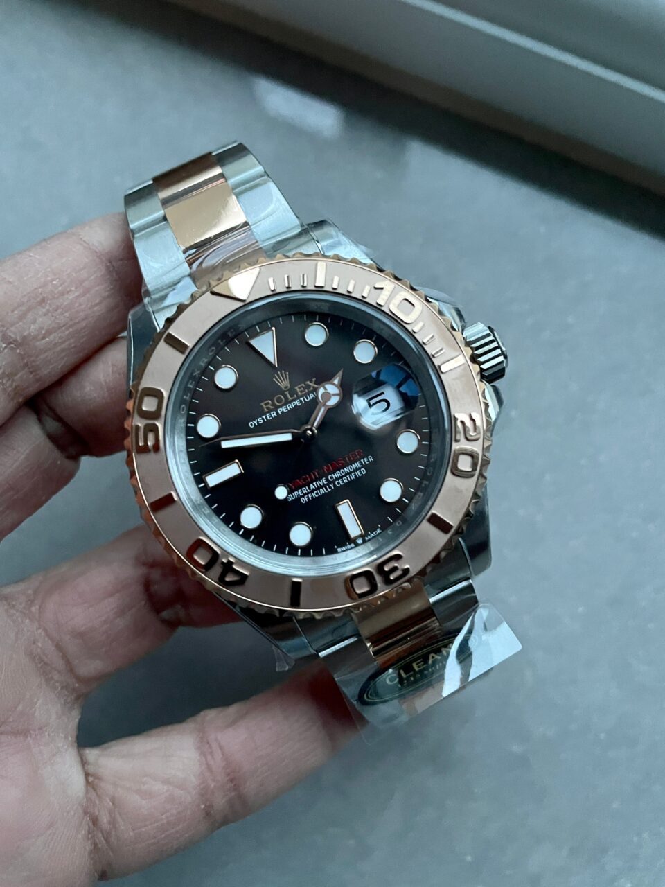 Yacht-Master 116621 SS/RG CF 904L steel Black Dial on SS/RG Bracelet VS3235