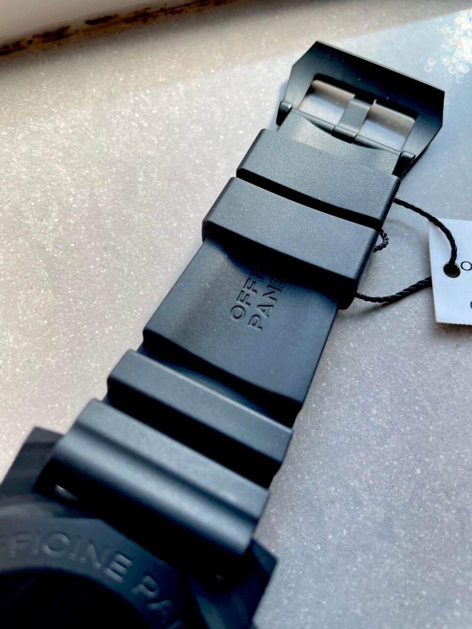 PAM Submersible 01039 Luna Rossa - 47mm 28800 Asian movement Black Strap - Image 17