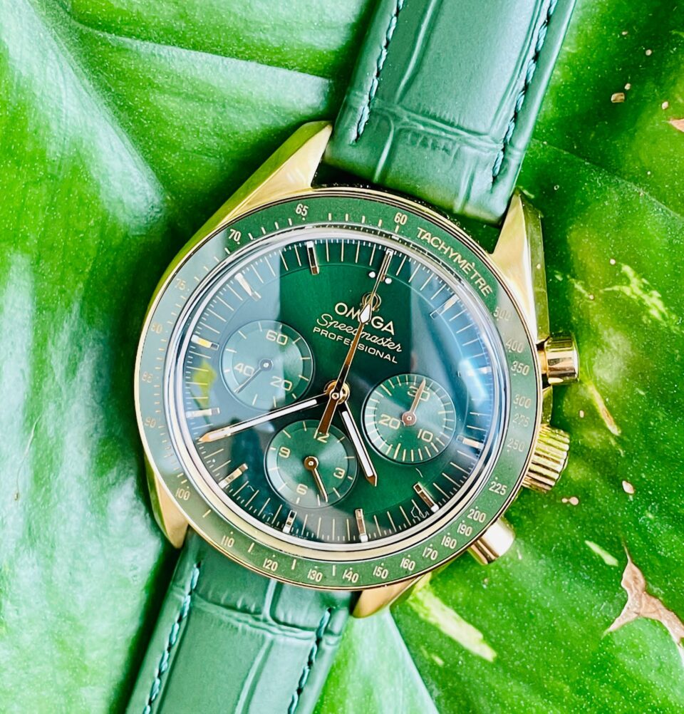 Speedmaster Moonwatch in Moonshine Gold YG RMF Best Edition Green Dial on Green Leather Strap Manual Chrono - Image 2