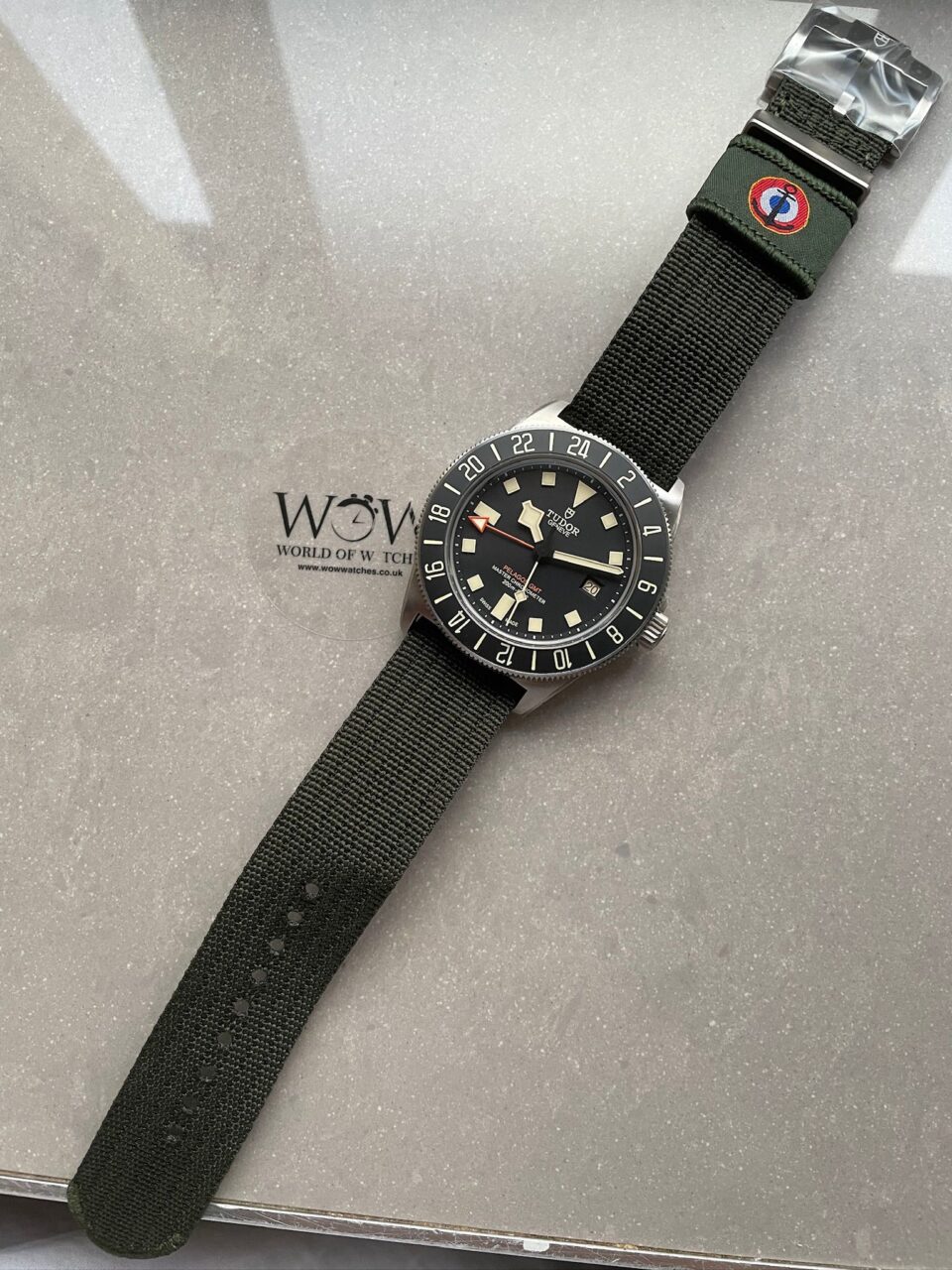Pelagos FXD GMT Titanium 1:1 best edition black dial on Green nylon strap ZULU - Image 14