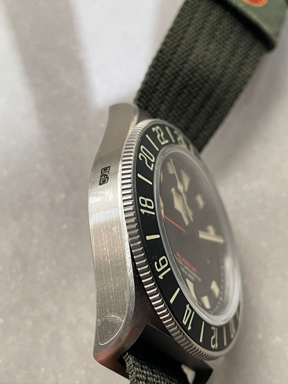 Pelagos FXD GMT Titanium 1:1 best edition black dial on Green nylon strap ZULU - Image 8