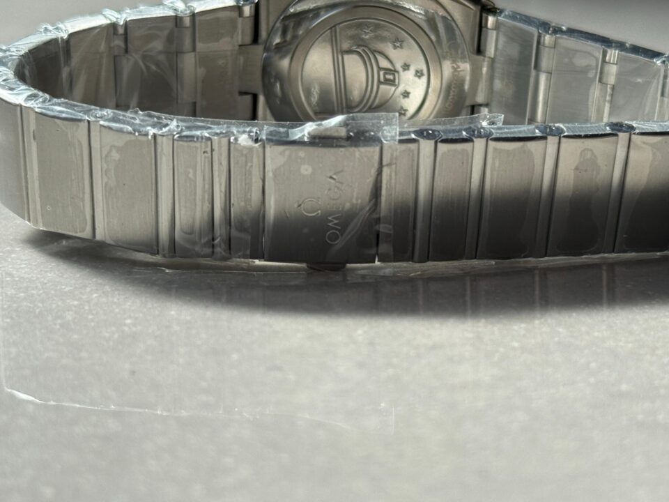 Constellation Ladies 28mm SS Purple Dial Diamonds Markers on SS Bracelet ETA Quartz - Image 15