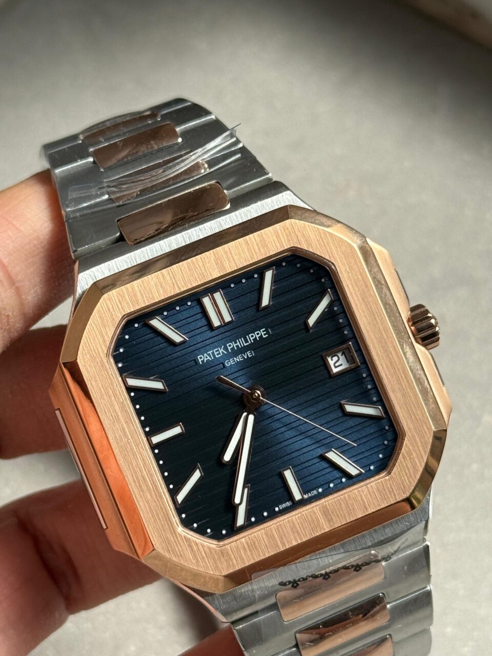 Cubitus 5821 SS/RG GRF Best Edition Blue Dial on SS/RG Bracelet A330 - Image 2