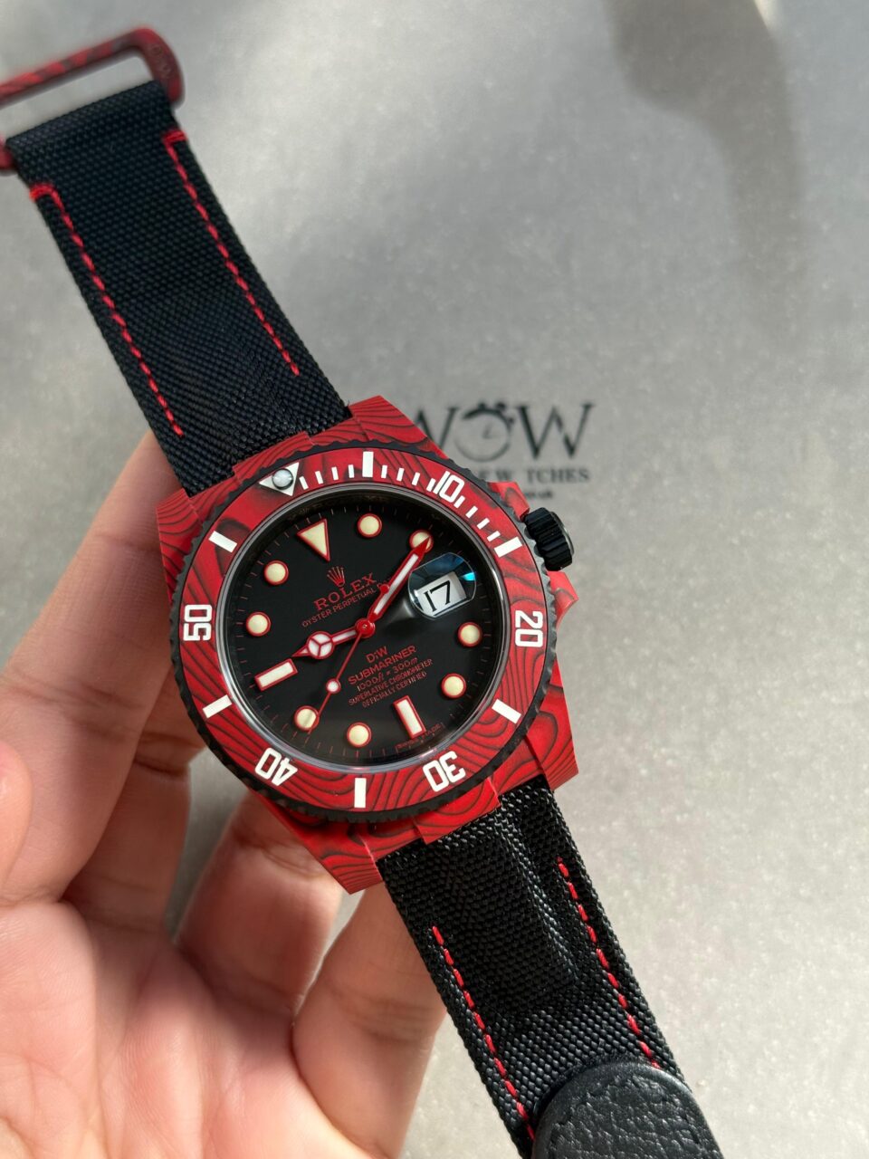 Submariner DIW Red Carbon VSF 1:1 Best Edition Black Dial on Black Nylon Strap VS3135 - Image 5