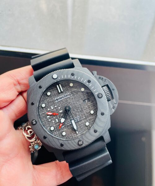 PAM Submersible 01039 Luna Rossa - 47mm 28800 Asian movement Black Strap