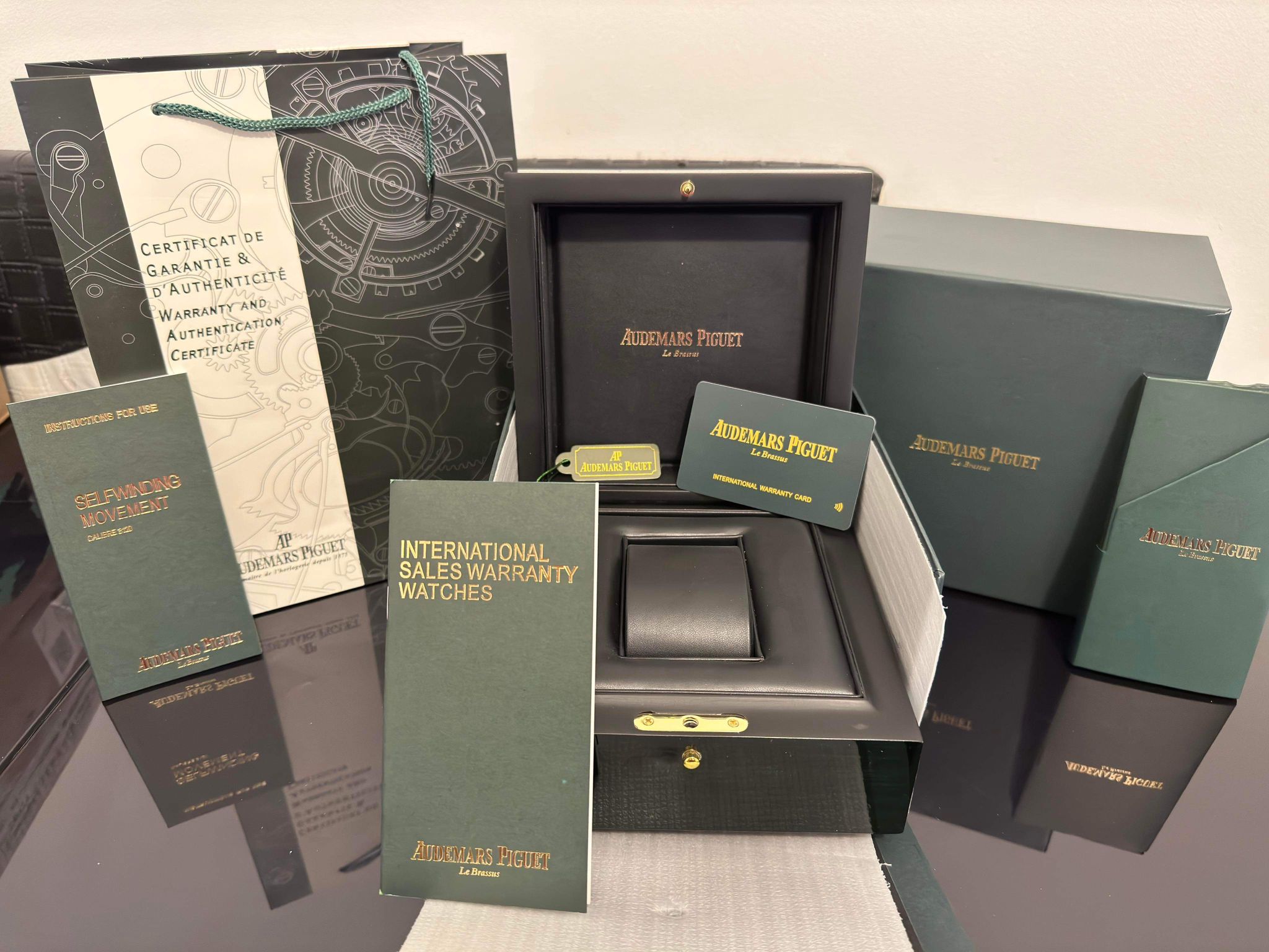 AP Latest Version Box and Papers - Image 3