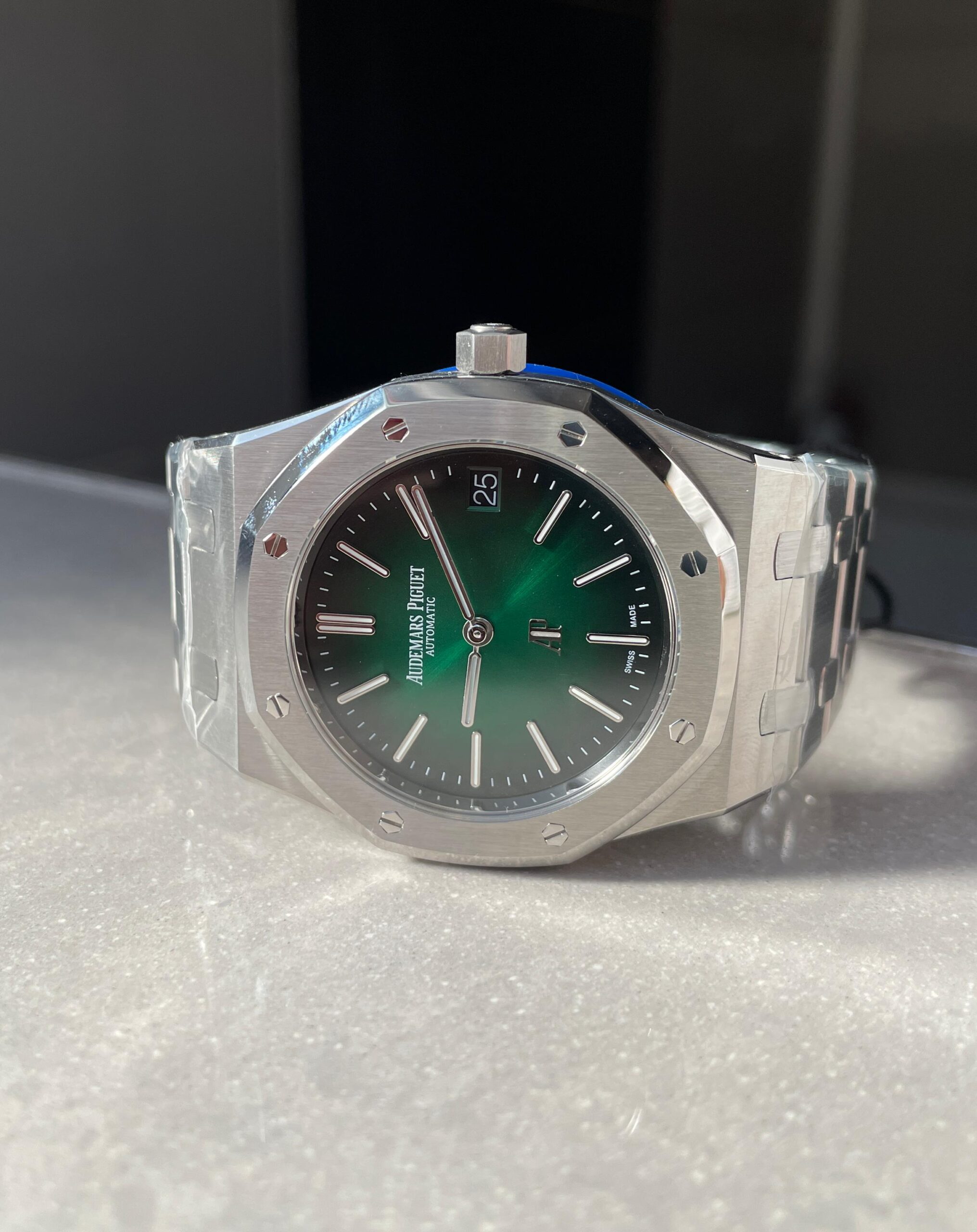 Royal Oak 39mm 16202 “50th Anniversary” SS ZF 1:1 Best Edition Green Textured Dial on SS Bracelet A7121 - Image 7