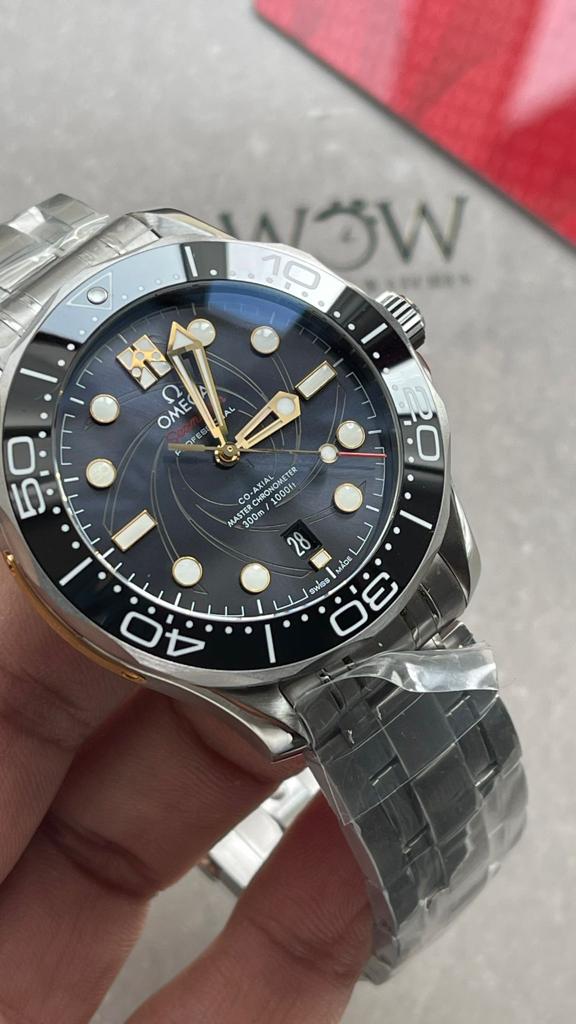 Seamaster Diver 300m Co-Axial Master Chronometer "James Bond 007 " SS Black Dial on SS Bracelet VSF ORF Asia 8800 50TH ANNIVERSARY - Image 3