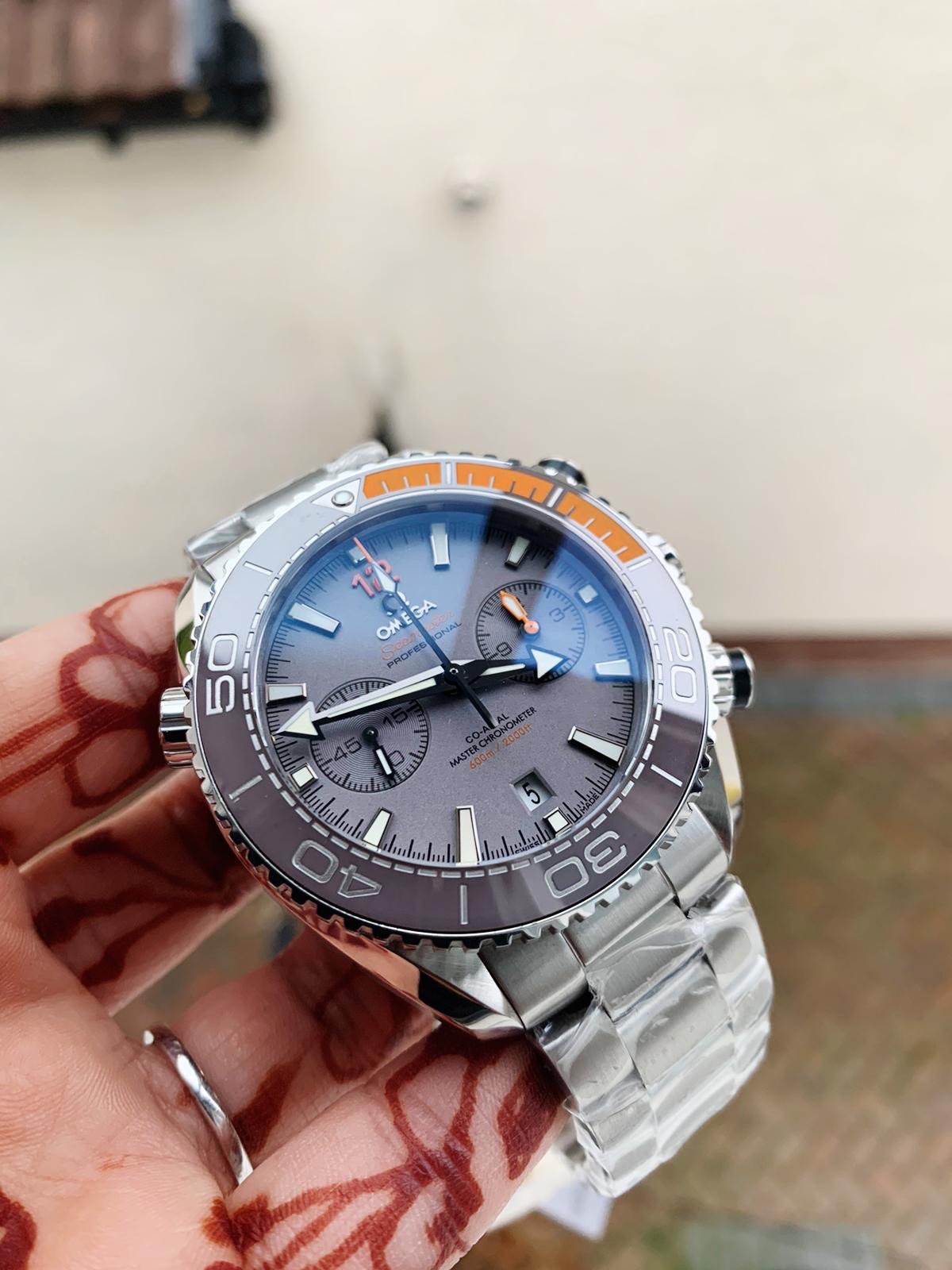 Planet Ocean SEAMASTER Chronometer OMF SS Grey/Orange Polished Bezel Grey Dial on SS Bracelet A9900 (Black Balance Wheel) - Image 7