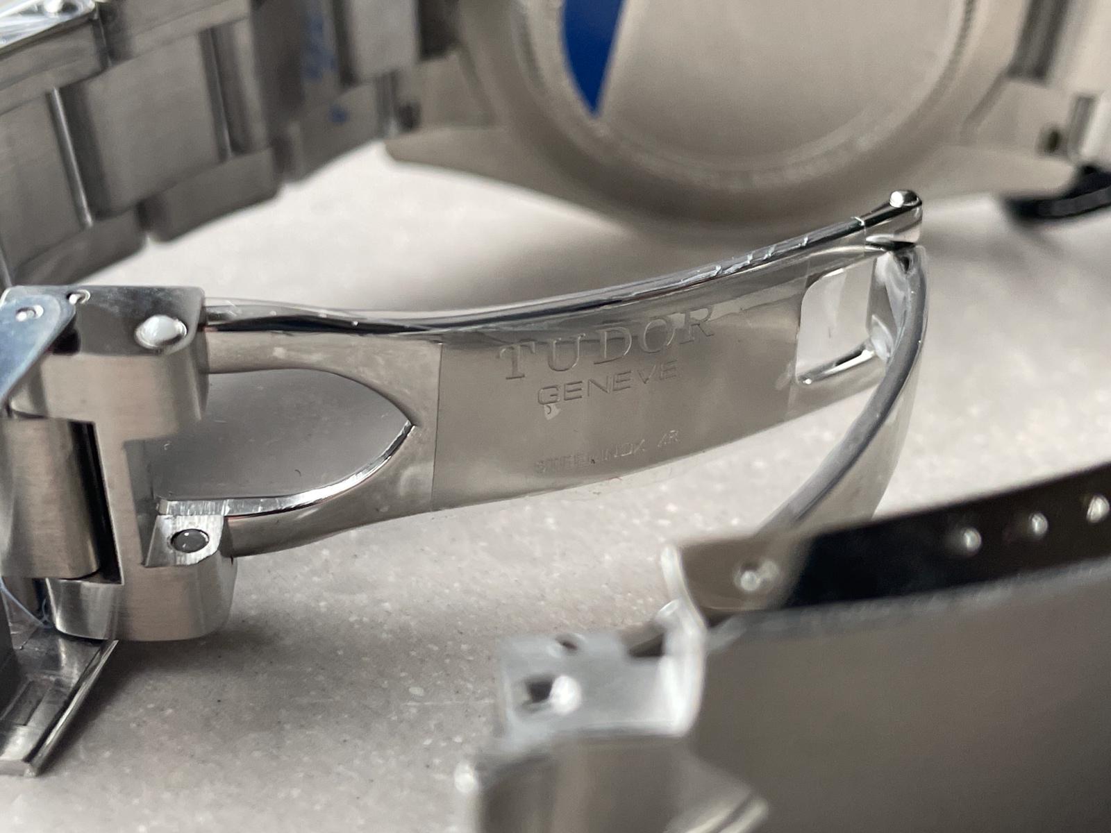 Black Bay Fifty Eight bb58 39mm SS ZF 1:1 Best Edition Blue Dial on SS Bracelet A2824 - Image 9