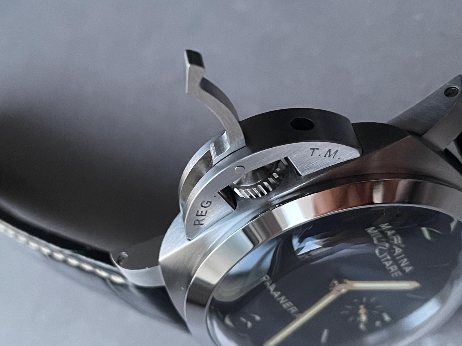 PAM217 H XF 1:1 Best Edition Superlumed Dial on Black Leather Strap A6497 with Y-Incabloc - Image 8